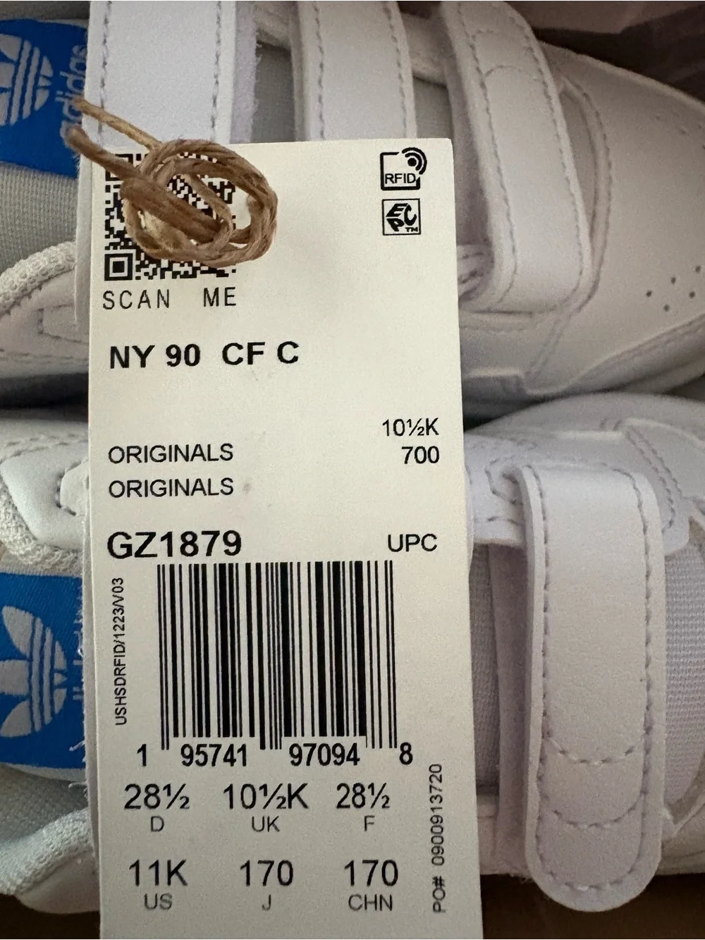 adidas youth sneakers